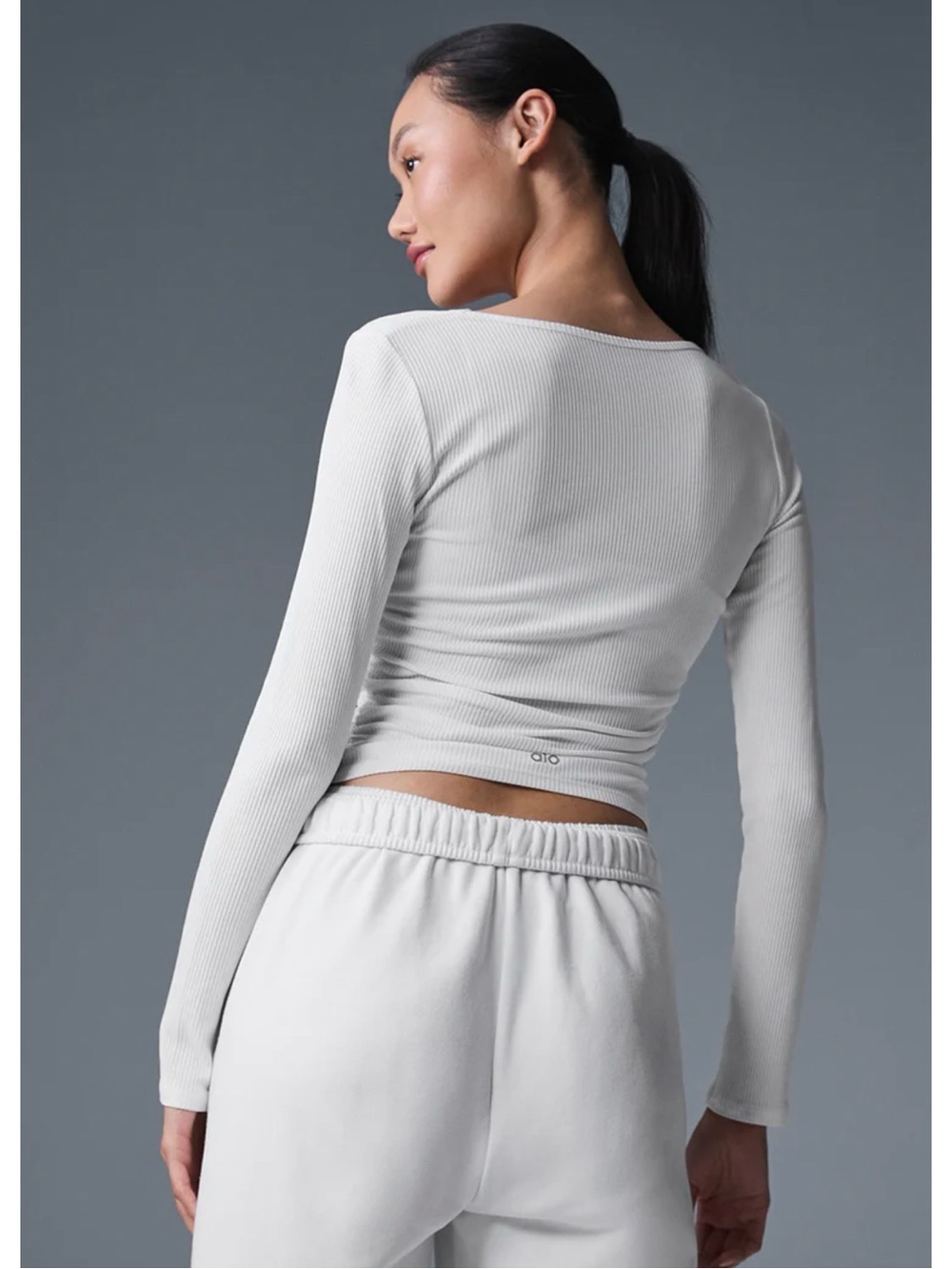 ALO Yoga Ribbed Gather Long Sleeve Crop Top